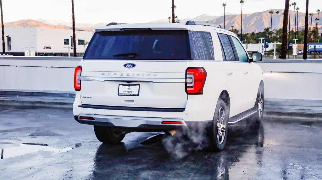 2023 Ford Expedition Limited Image 5 of 30