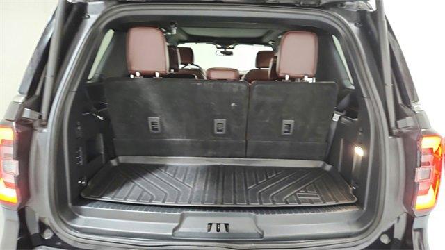 2023 Ford Expedition Limited Image 11 of 23