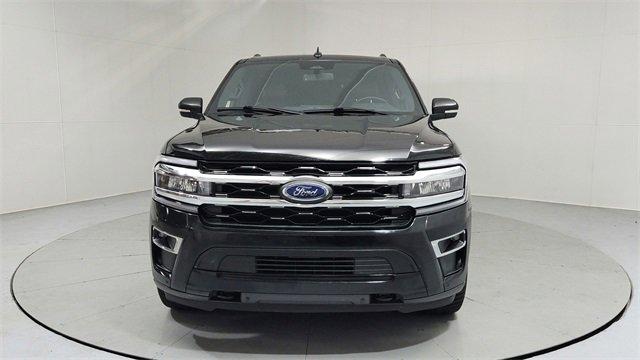 2023 Ford Expedition Limited Image 3 of 23