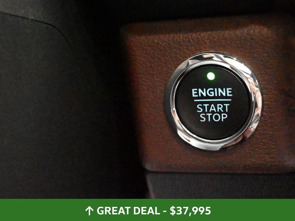 2023 Ford Expedition Limited Image 48 of 58