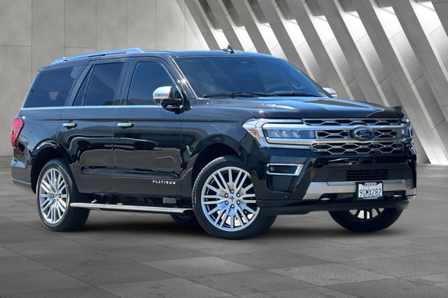 Vehicle image 3 of 31