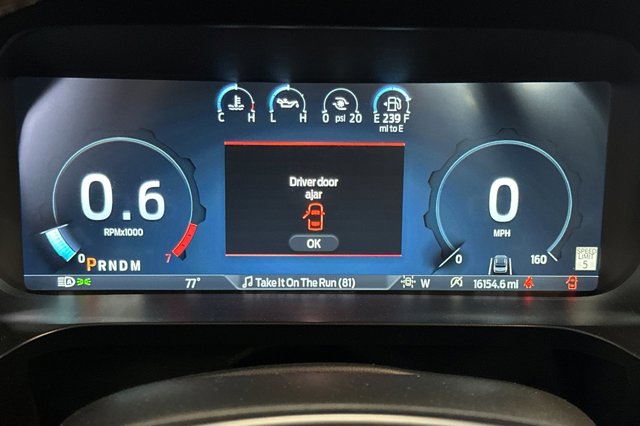 Vehicle image 26 of 31