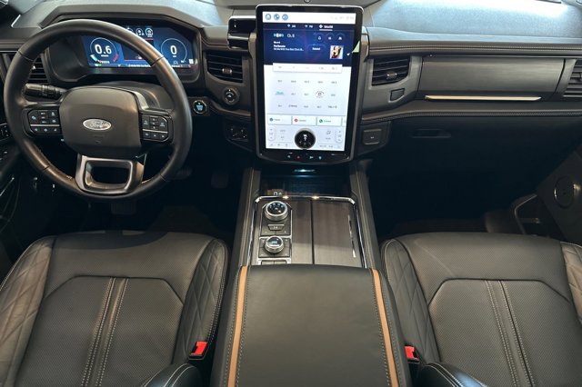 Vehicle image 13 of 31
