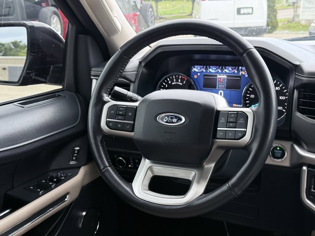 Vehicle image 60 of 105