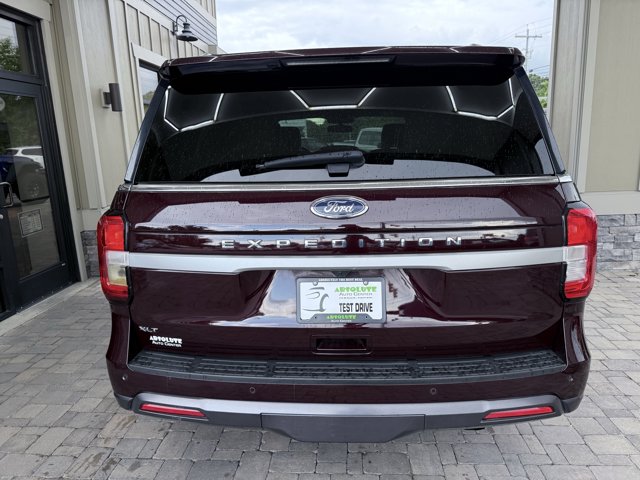 Vehicle image 82 of 105