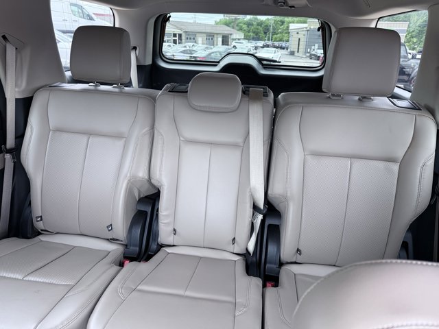 Vehicle image 49 of 105