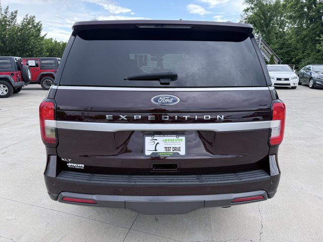 Vehicle image 34 of 105