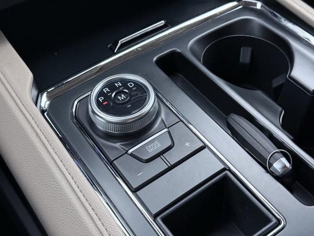 Vehicle image 79 of 105