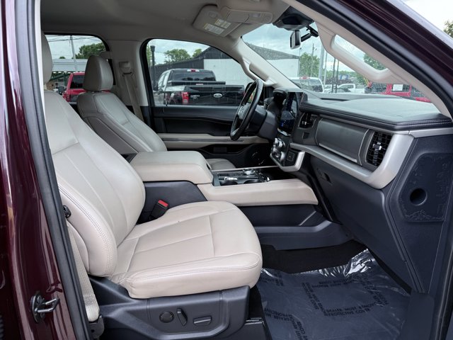 Vehicle image 67 of 105
