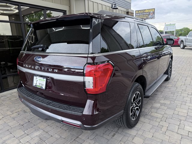 Vehicle image 30 of 105