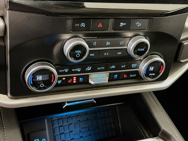 2023 Ford Expedition XLT Image 28 of 32