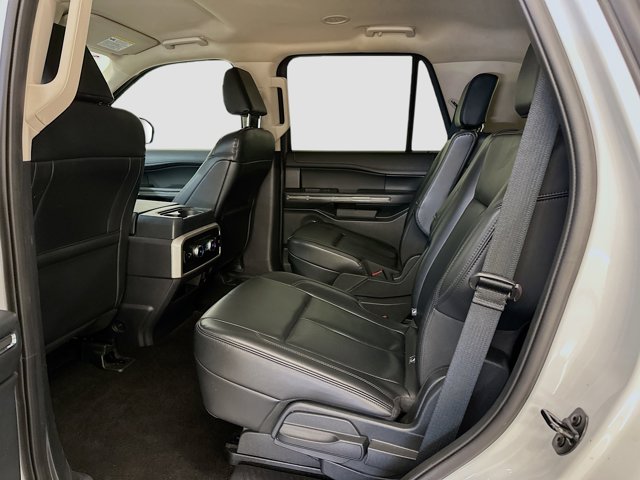 2023 Ford Expedition XLT Image 12 of 32