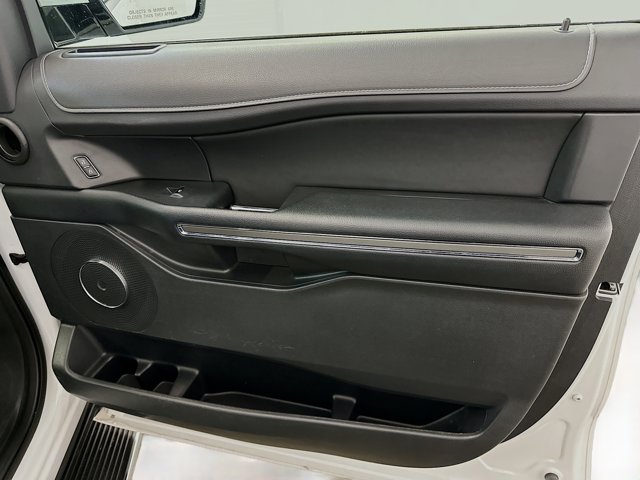 2023 Ford Expedition XLT Image 22 of 32