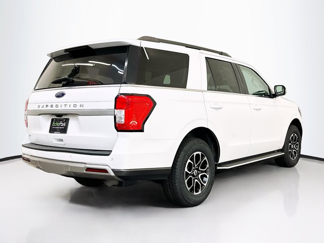 2023 Ford Expedition XLT Image 5 of 32