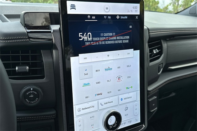Vehicle image 18 of 26