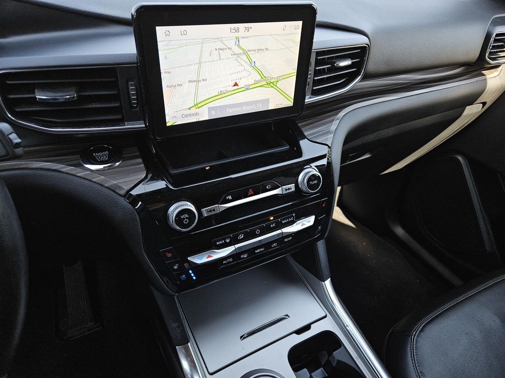2023 Ford Explorer Limited Image 19 of 33