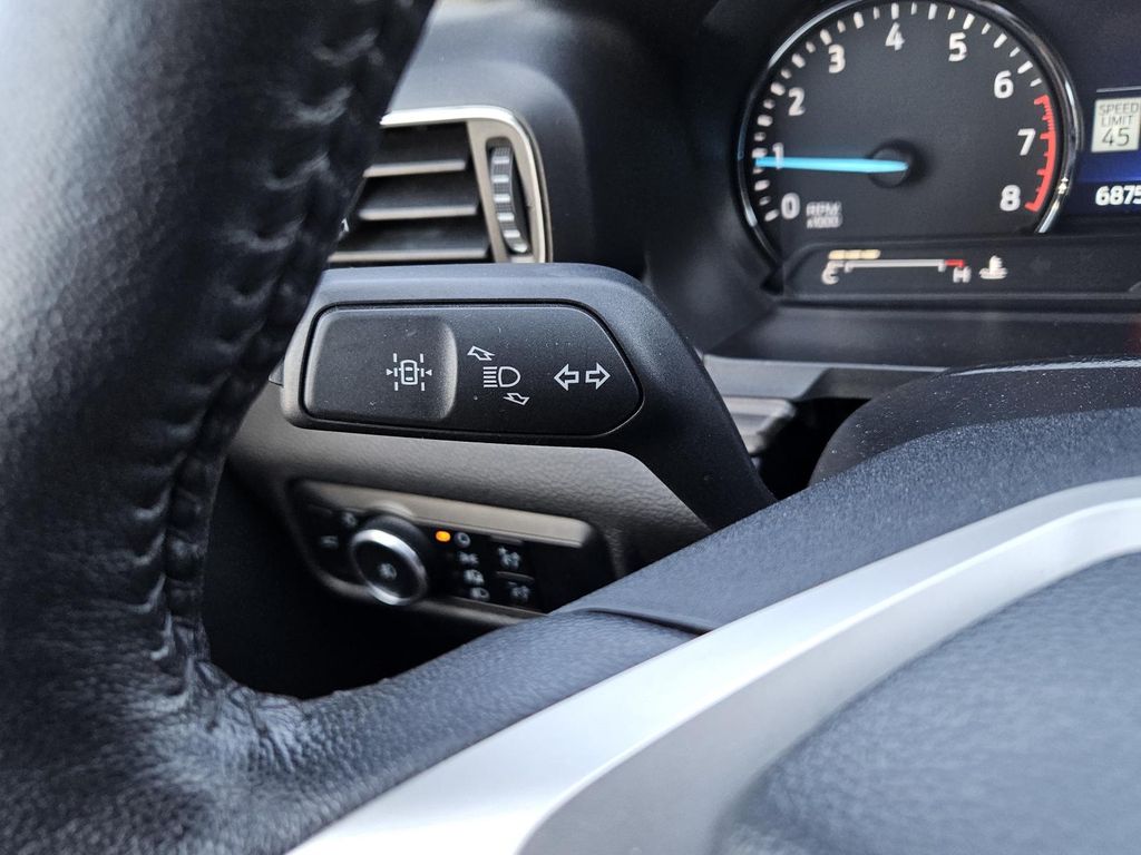 2023 Ford Explorer Limited Image 28 of 33