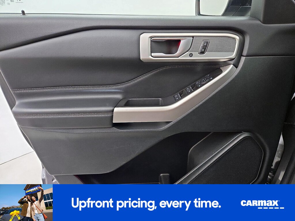 2023 Ford Explorer Limited Image 27 of 29