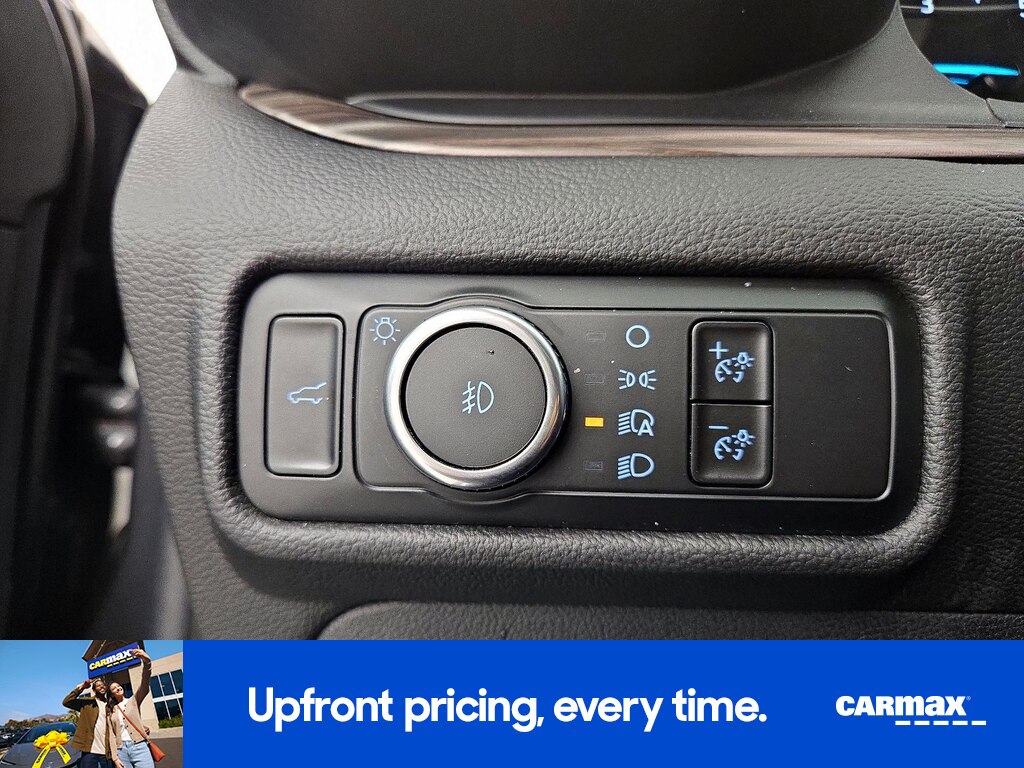 2023 Ford Explorer Limited Image 22 of 29