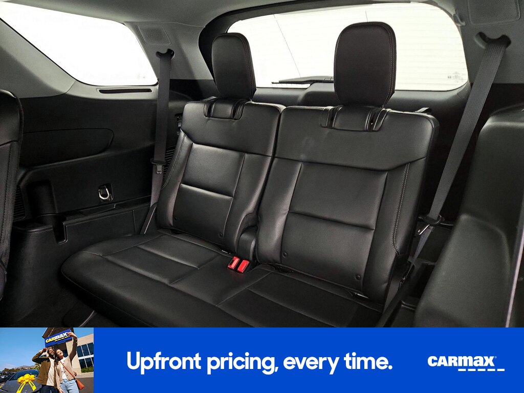 2023 Ford Explorer Limited Image 12 of 29