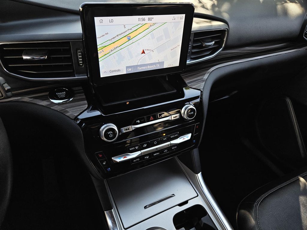 2023 Ford Explorer Limited Image 19 of 33