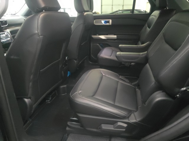 2023 Ford Explorer Limited Image 10 of 27