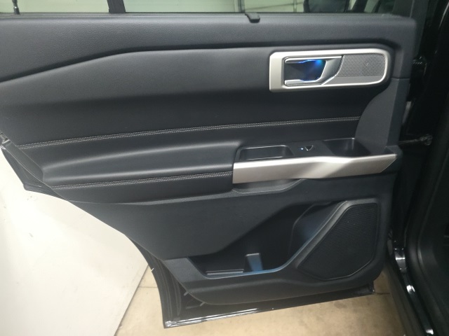 2023 Ford Explorer Limited Image 23 of 27