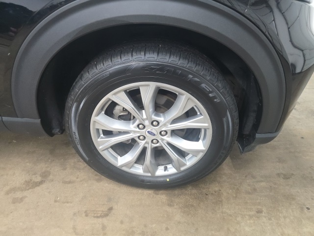 2023 Ford Explorer Limited Image 5 of 27