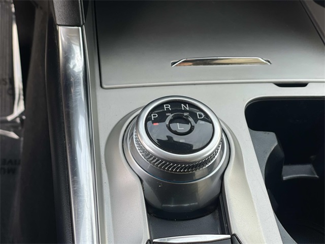 2023 Ford Explorer Limited Image 21 of 36