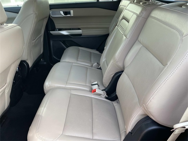 2023 Ford Explorer Limited Image 9 of 36