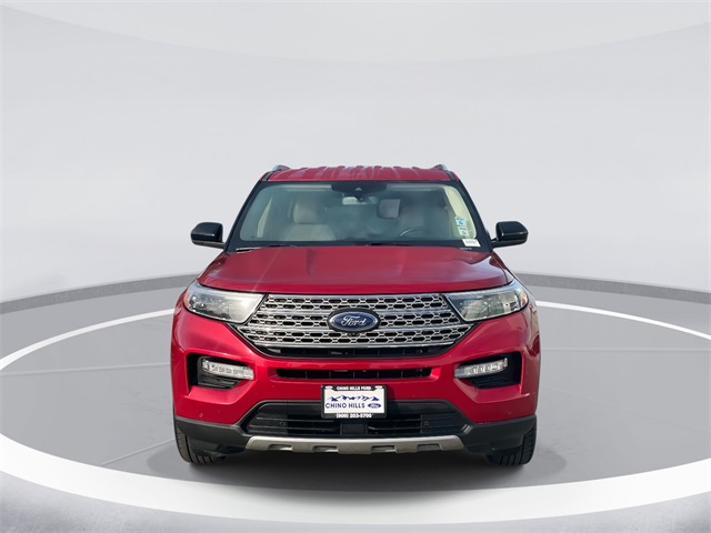 2023 Ford Explorer Limited Image 2 of 36