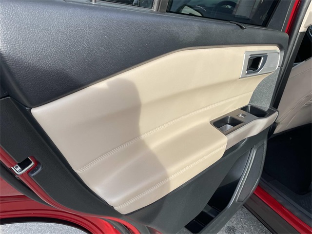 2023 Ford Explorer Limited Image 23 of 36