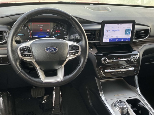 2023 Ford Explorer Limited Image 13 of 36
