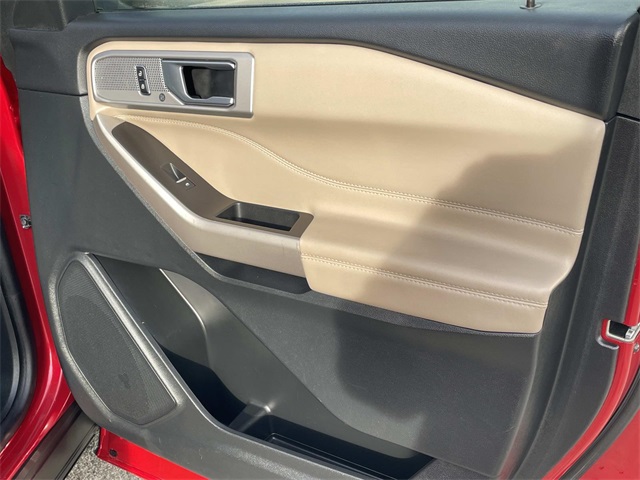 2023 Ford Explorer Limited Image 24 of 36