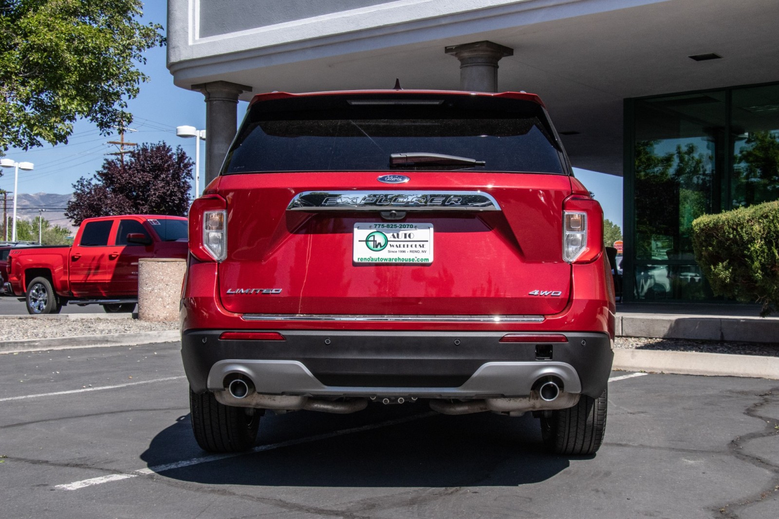 Vehicle image 8 of 25