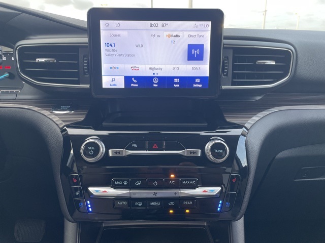 Vehicle image 14 of 23