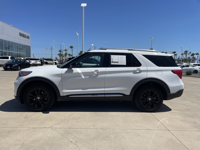 Vehicle image 6 of 23