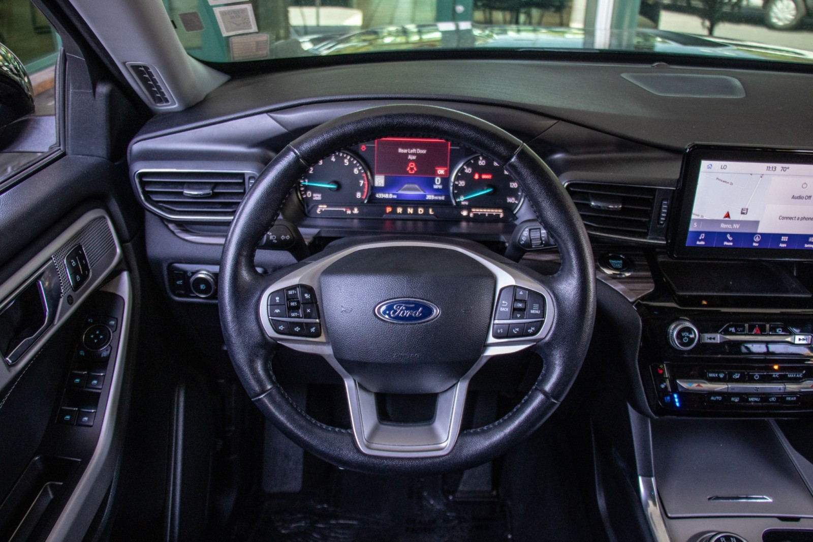 Vehicle image 12 of 26