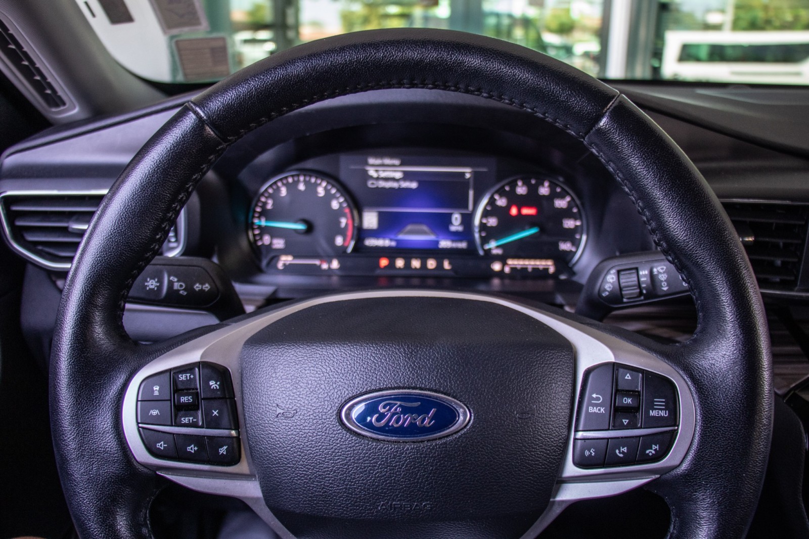 Vehicle image 13 of 26