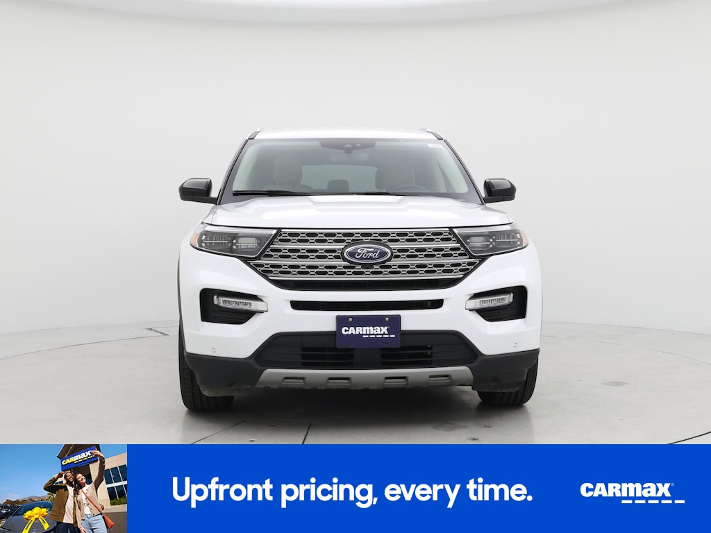 2023 Ford Explorer Limited Image 2 of 28