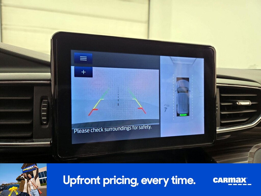 2023 Ford Explorer Limited Image 19 of 28