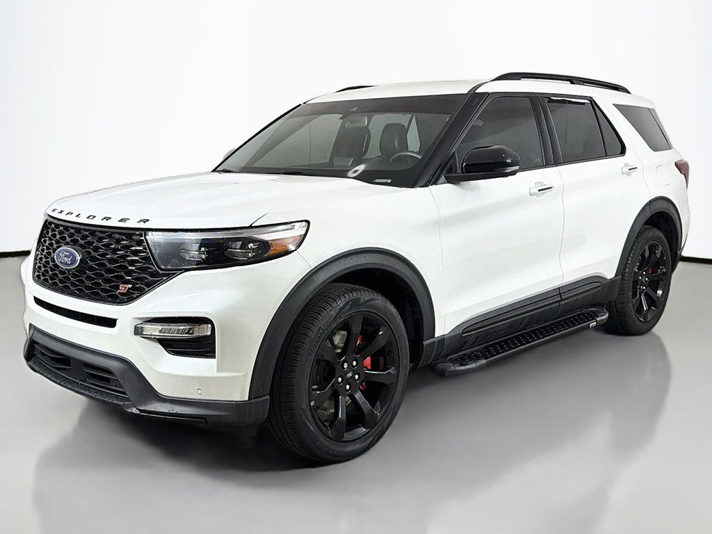 2023 Ford Explorer ST Image 1 of 50