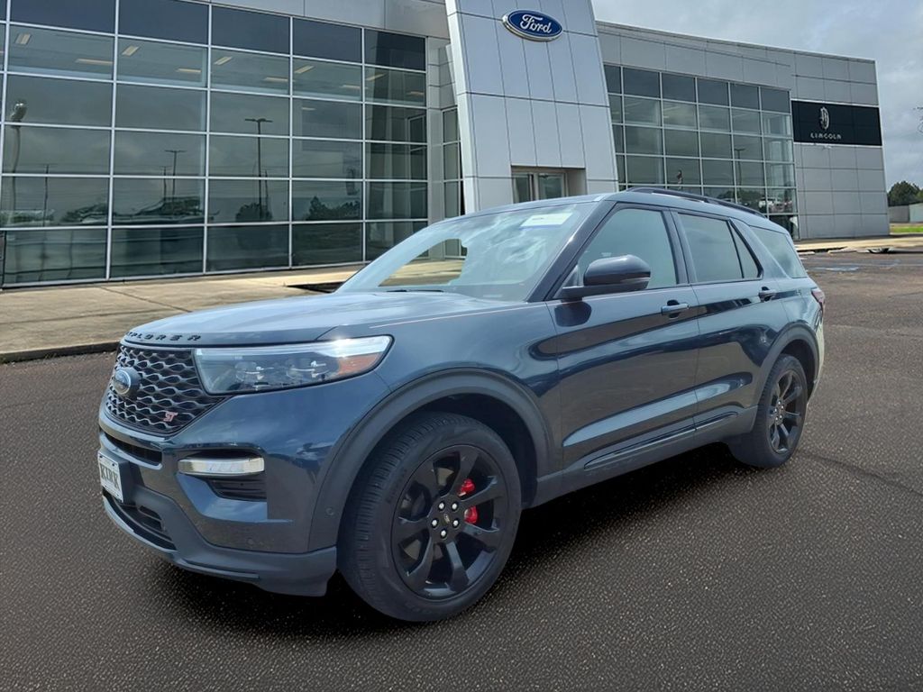 2023 Ford Explorer ST Image 1 of 27