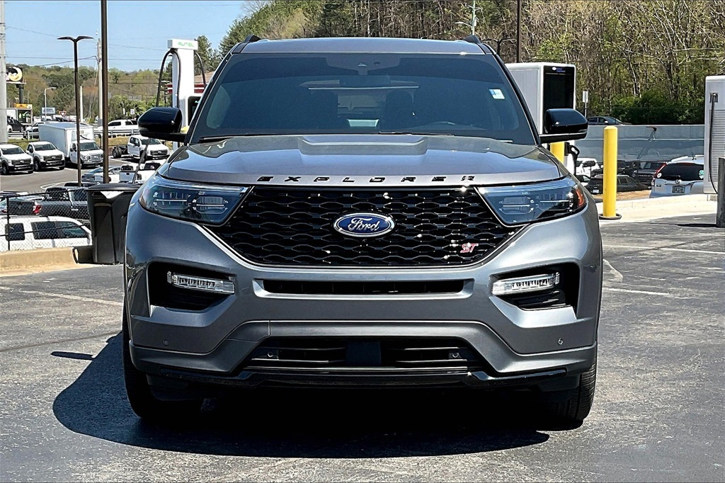 Vehicle image 3 of 30