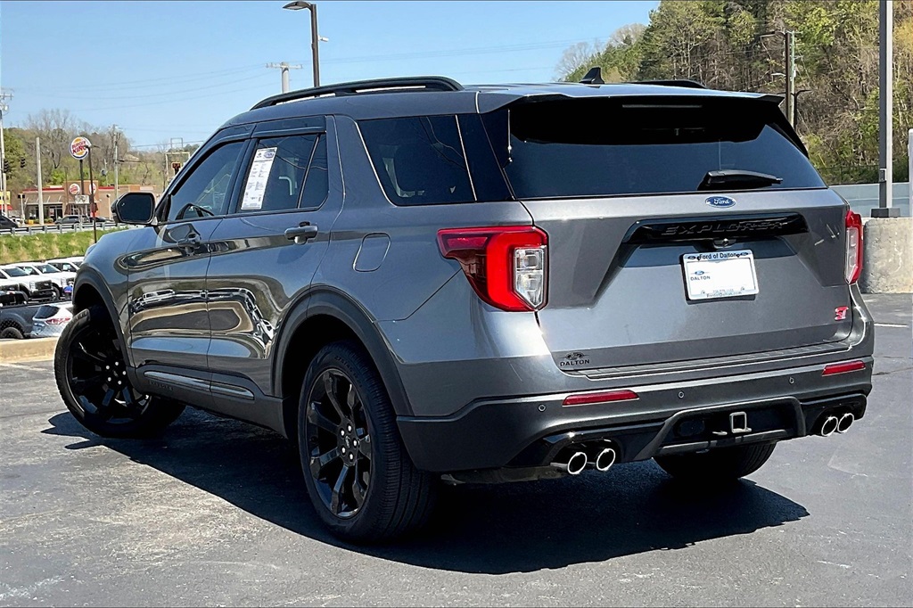 Vehicle image 2 of 30