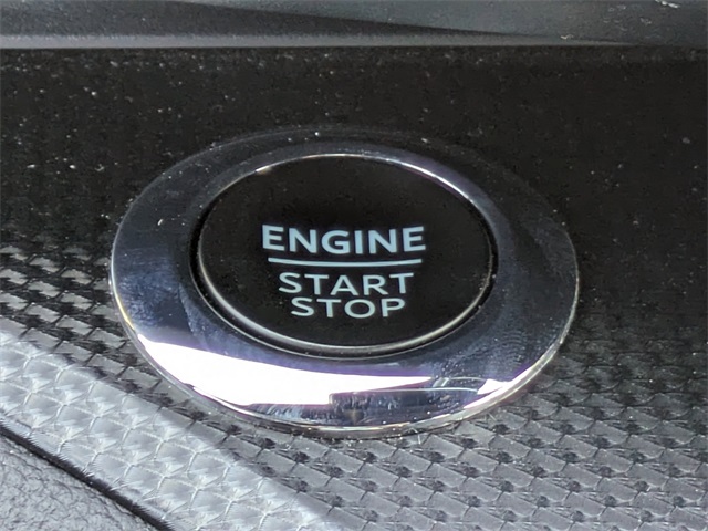 2023 Ford Explorer ST-Line Image 16 of 33