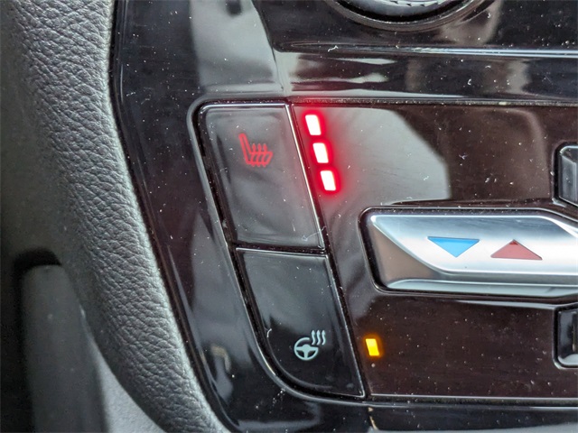 2023 Ford Explorer ST-Line Image 29 of 33