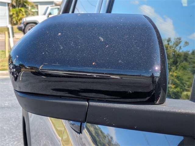 2023 Ford Explorer ST-Line Image 33 of 33