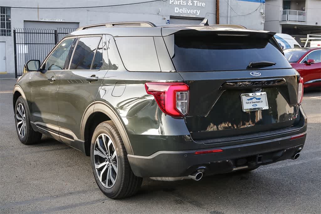 Vehicle image 5 of 27
