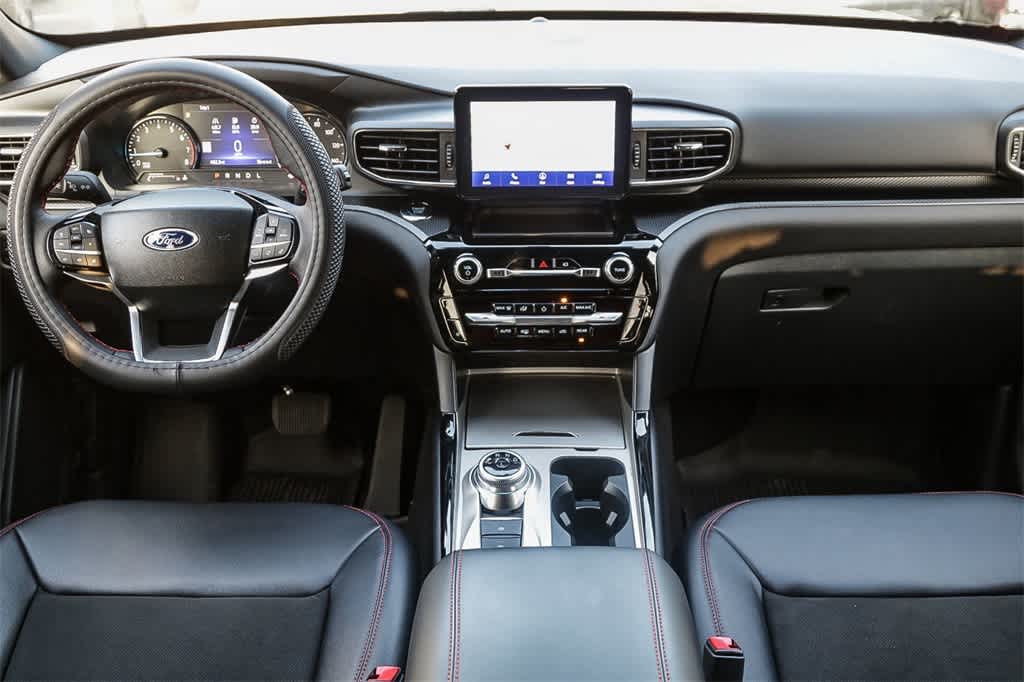 Vehicle image 12 of 27